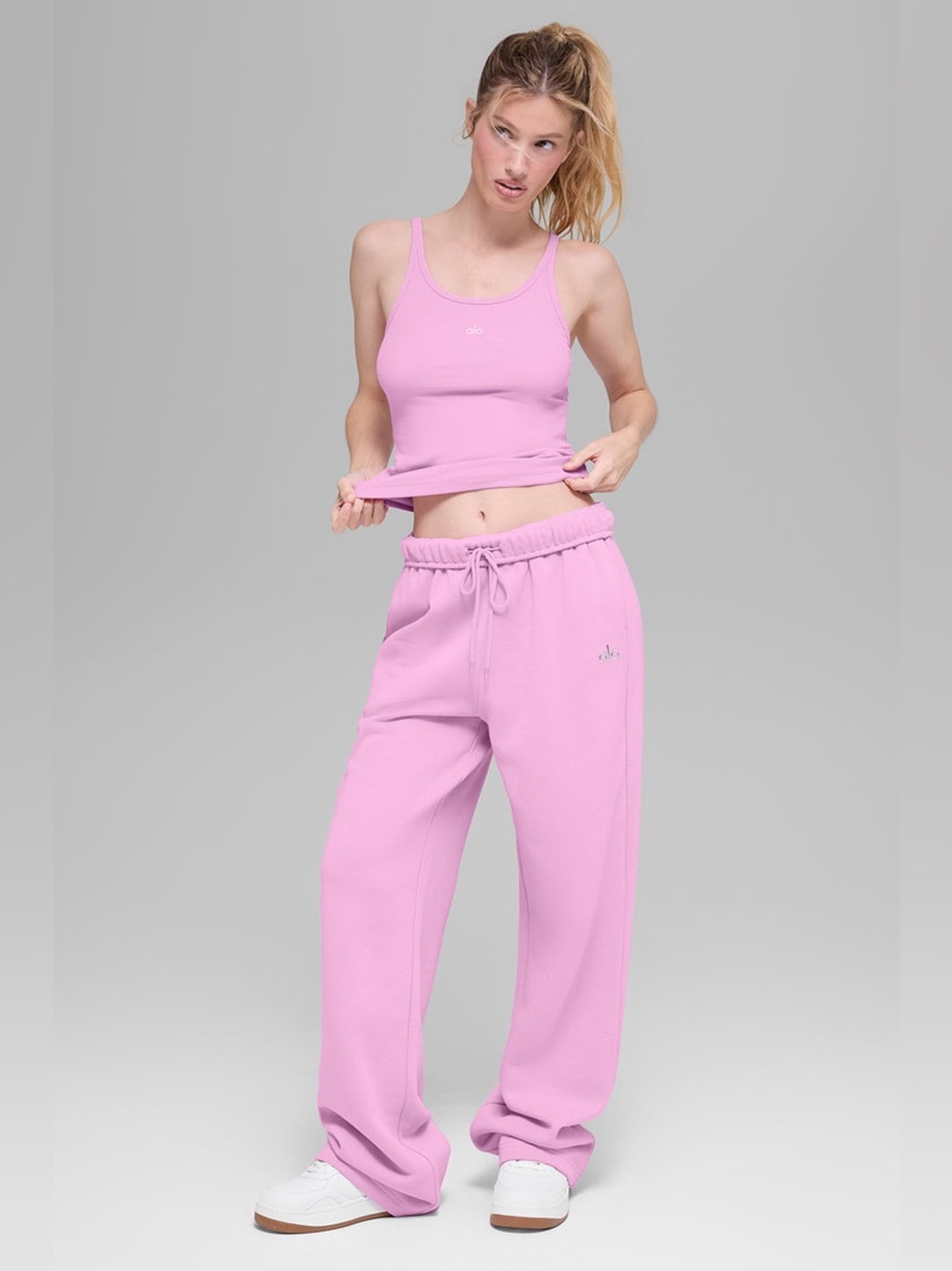 ALO Yoga Accolade Straight Leg Sweatpant in Candy Heart Pink, Size Large - Picture 3 of 10